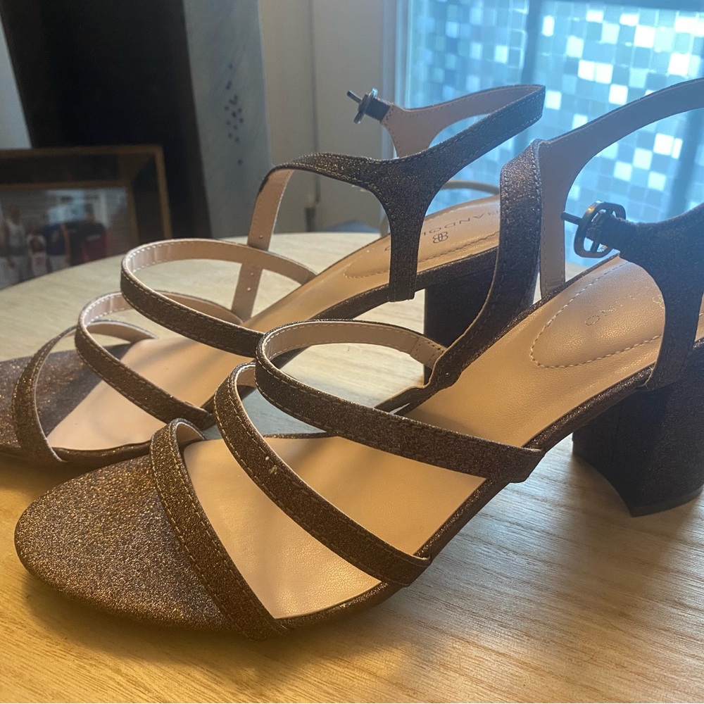 Bandolino Brown Heels with Sophisticated Design